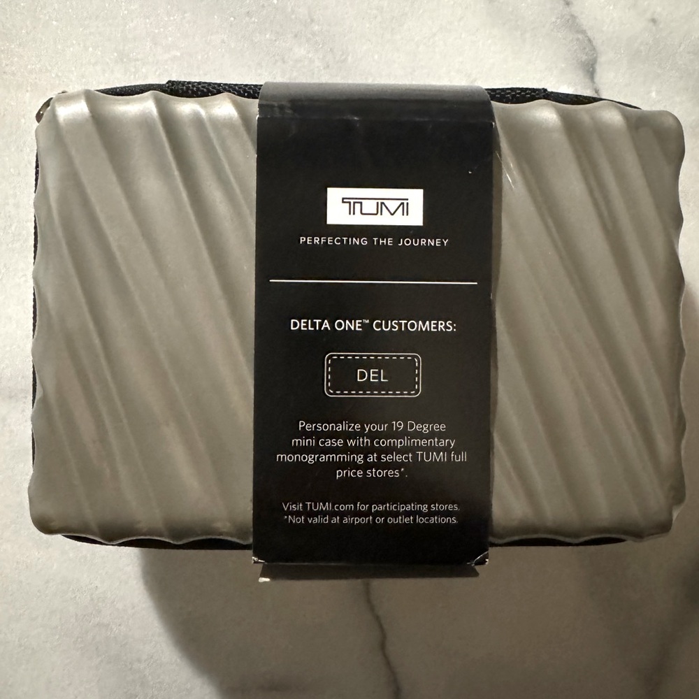 COPY - Tumi x Delta Travel Case